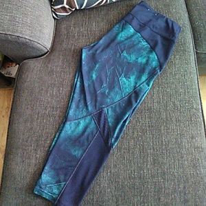 Capri workout bottoms